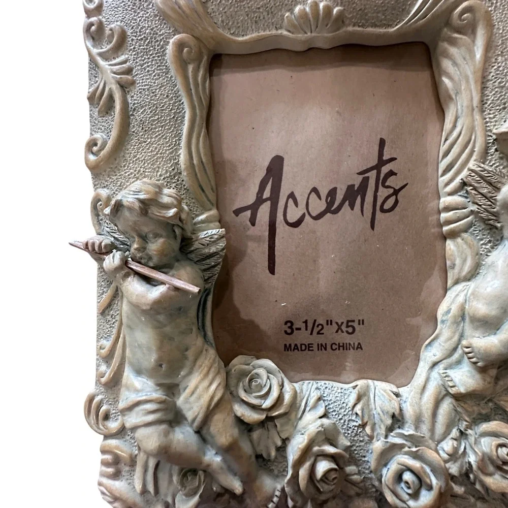 Accents Resin Cherub Picture Frame Vintage Style Angels Roses 3.5x5 WMC11